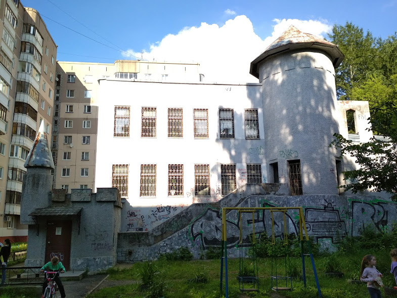 zamek.jpg