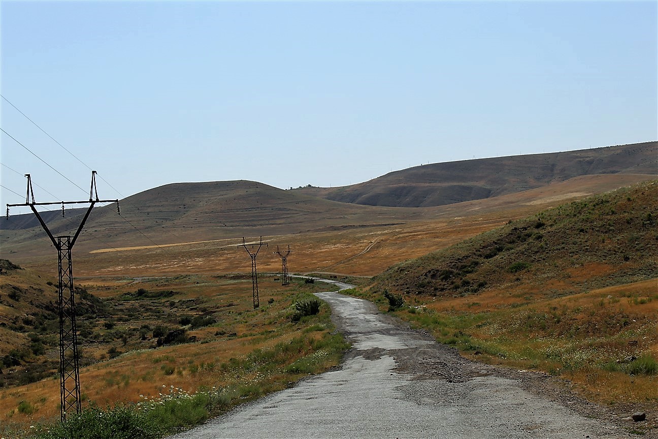 droga garni-khor.jpg