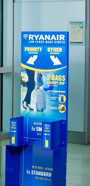 ryanairluggagecheck-in.jpg