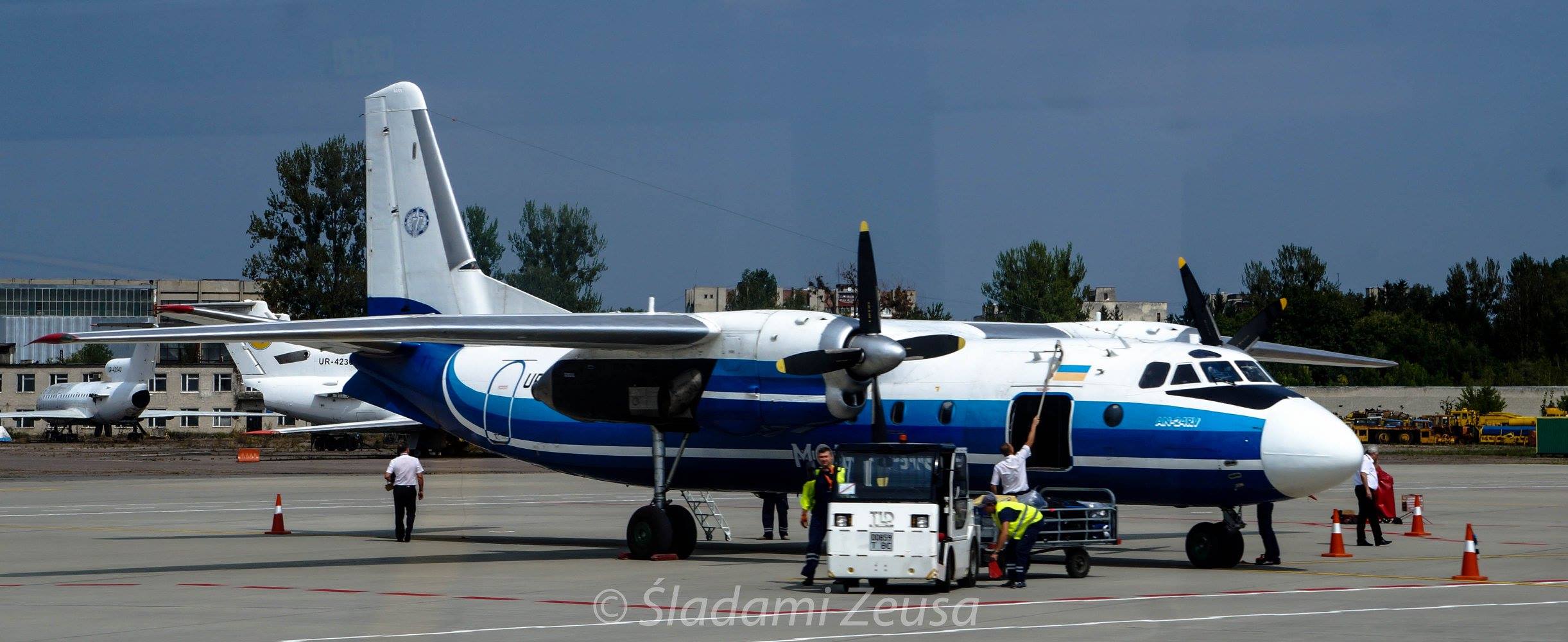 An-24.jpg