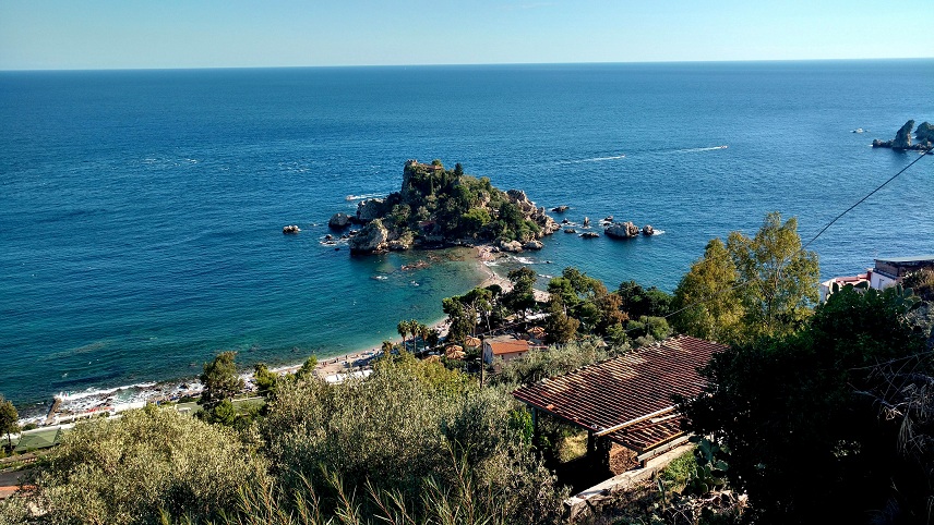 isola 3.jpg