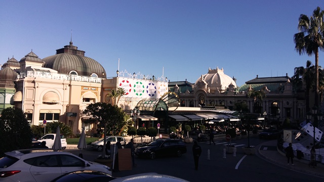 cafe de paris.jpg