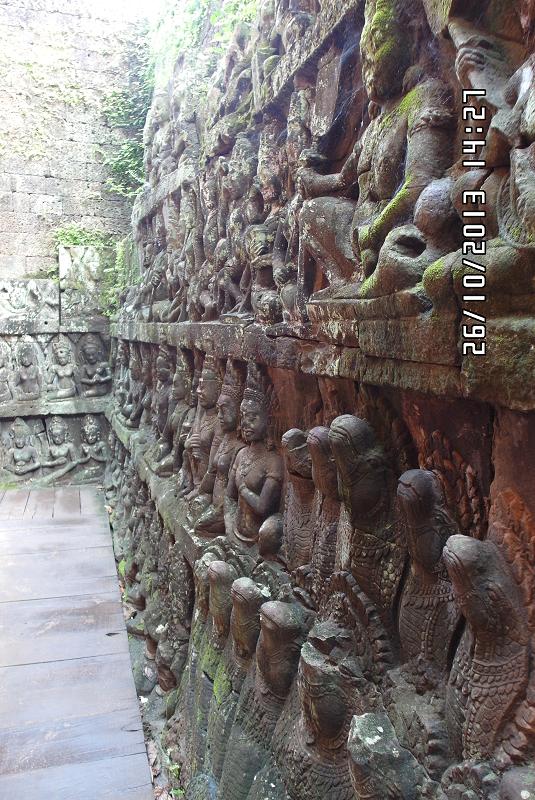 SAM_1832_Terrace_of_the_Leper_King.JPG
