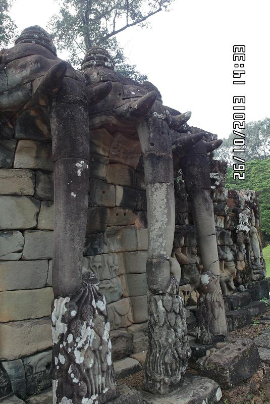 SAM_1836_Terrace_of_The_Elephants.JPG