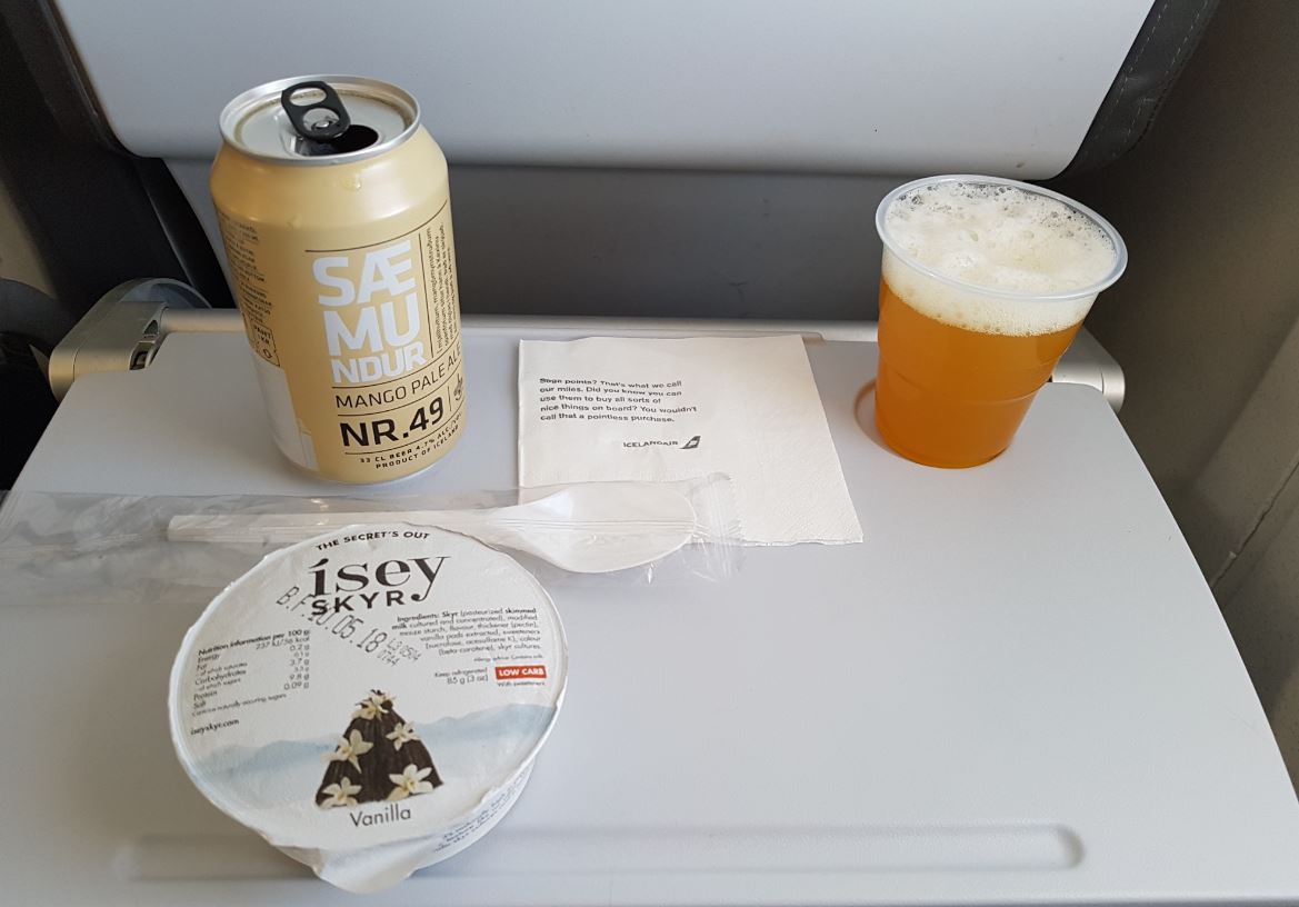Icelandair1.JPG