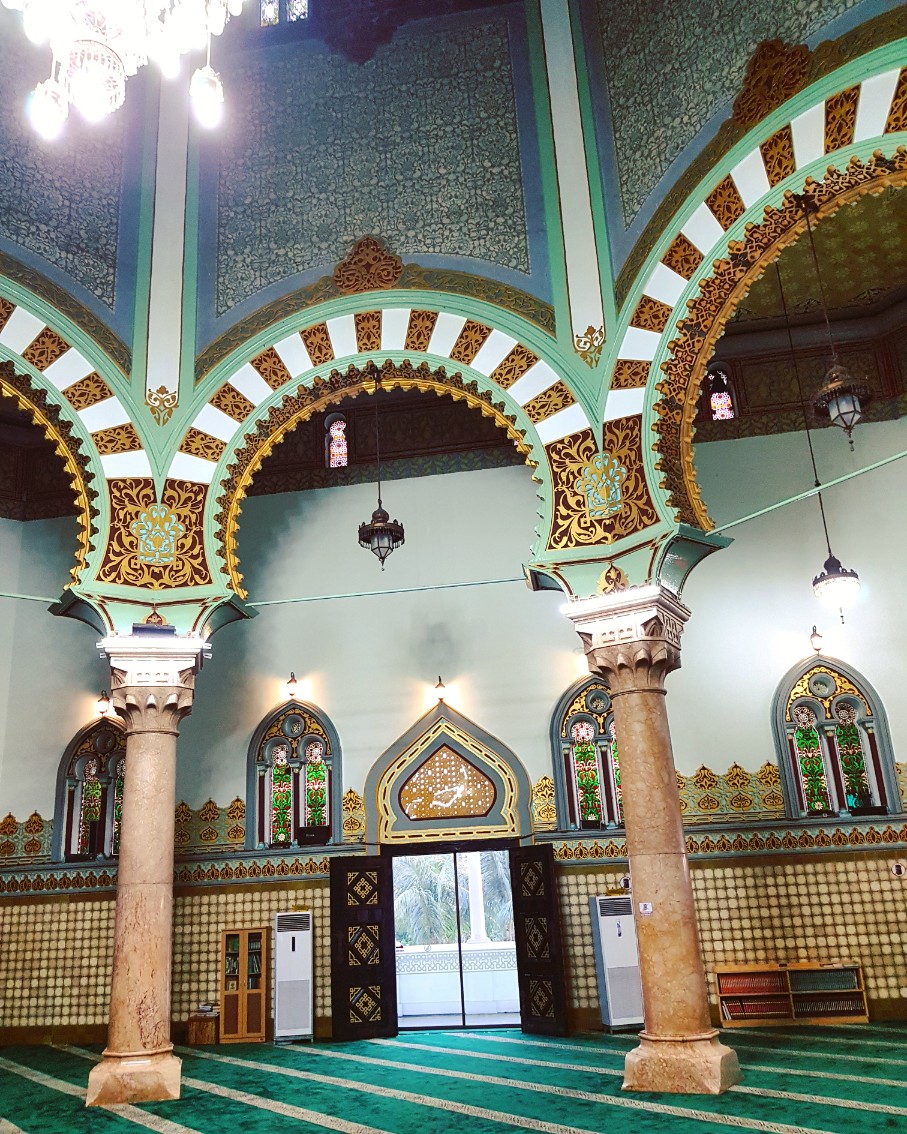mosque.jpg