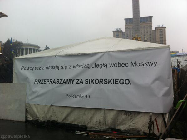 Majdan przepraszamy za sikorskiego.jpg