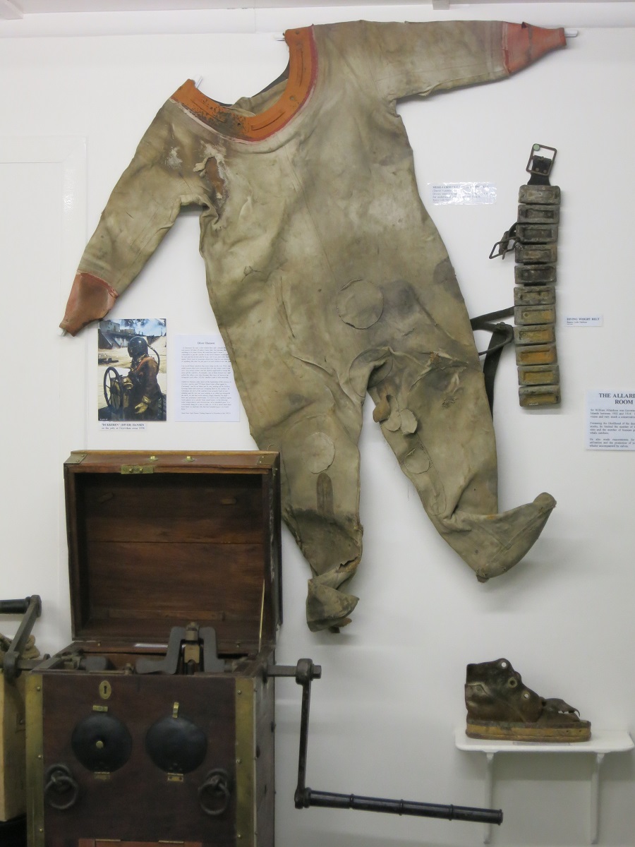 Grytviken muzeum skafander.JPG