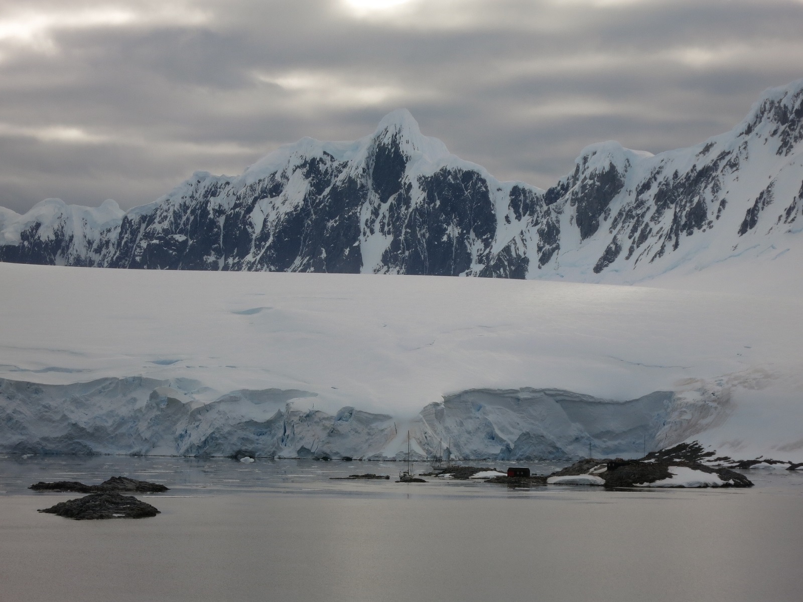 Port lockroy by night 1.jpg