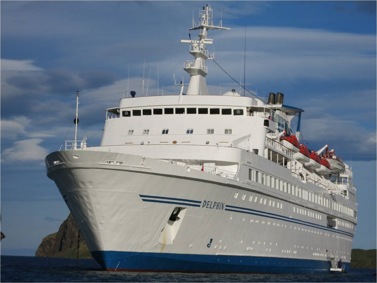 Ms Delphin 1.jpg