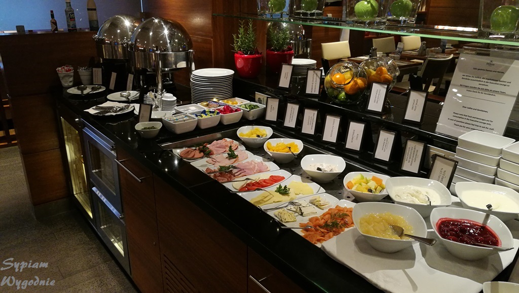 Hilton Drezno - executive lounge - śniadanie2.jpg