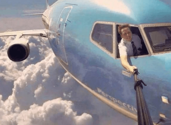 Could-this-pilot-selfie-be-real.png