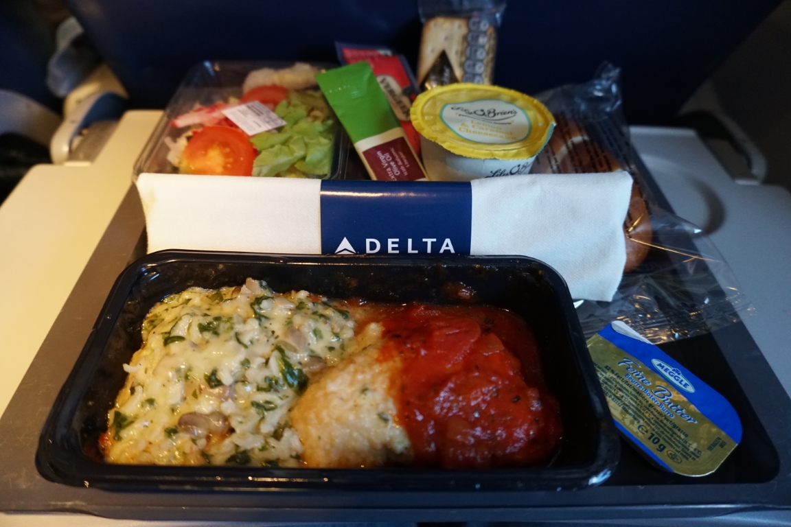 Delta B772_CDG-SEA_Picatta.JPG