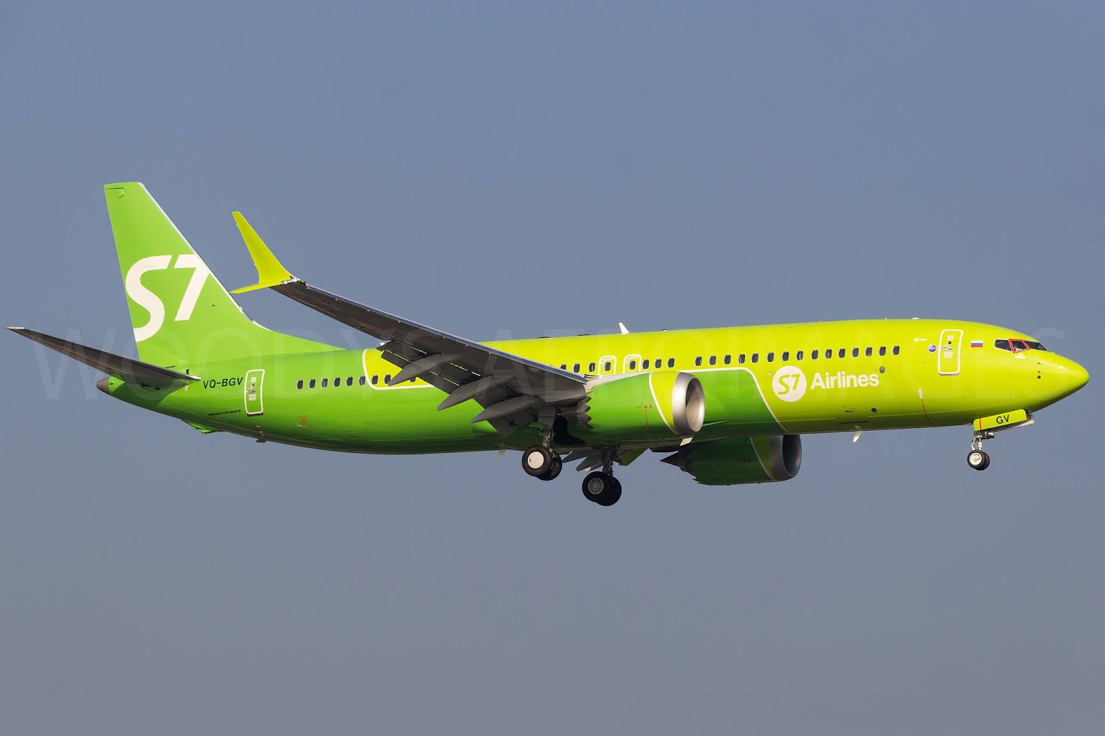 7192 44297 VQ-BGV 737-8 S7 Airlines-2.jpg