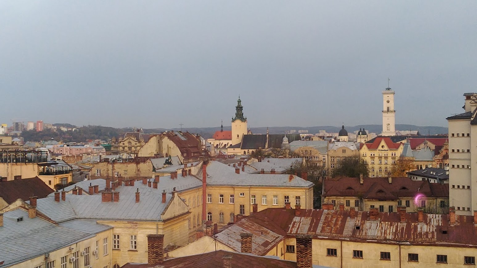 Lwów z rana jak śmietana.jpg
