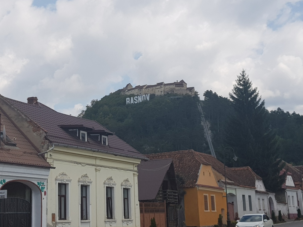 Zamek Rasnov.jpg