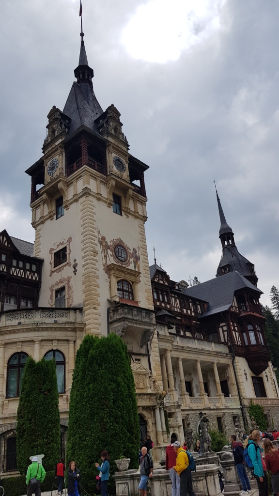 Peleș Castle.jpg