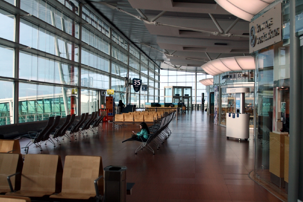 PortoDepartures.jpg
