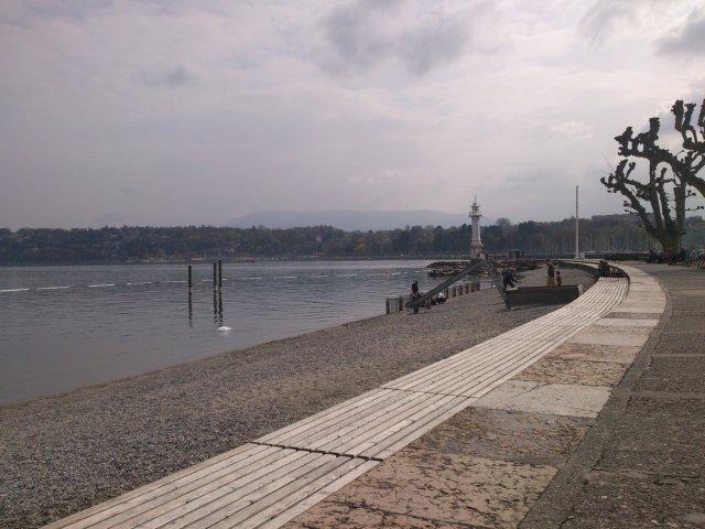 04_GVA_Plaża_z_latarnią.jpg