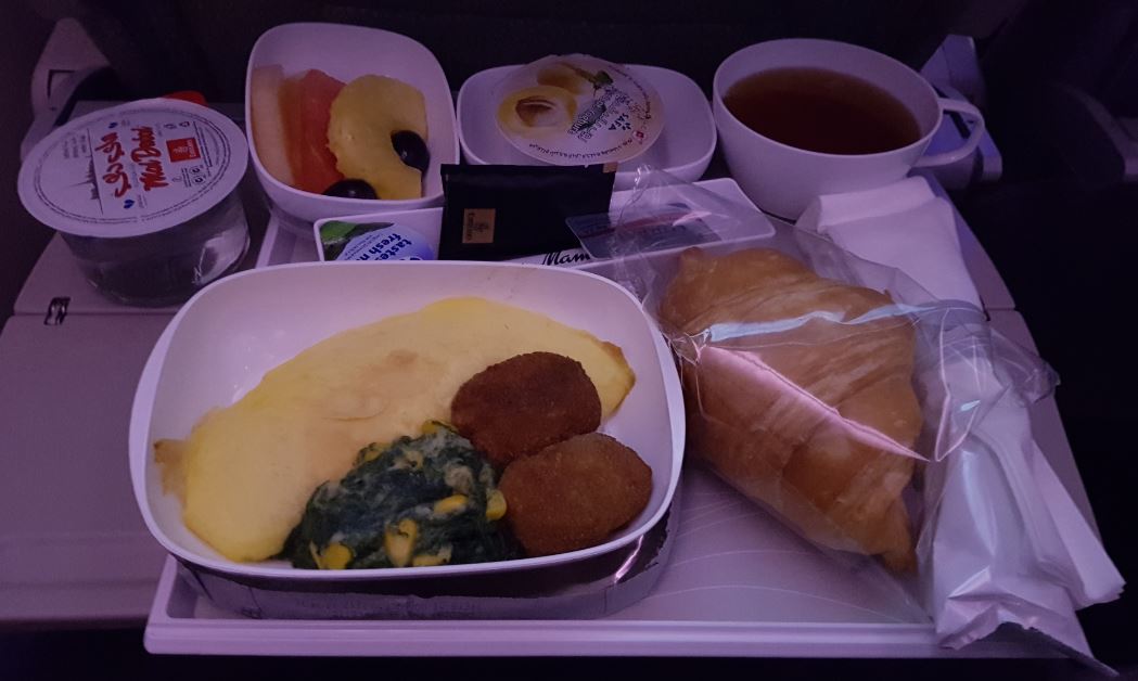EK A380_1.JPG