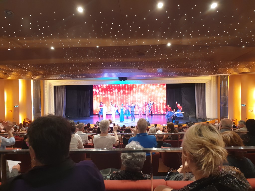 teatr.jpg