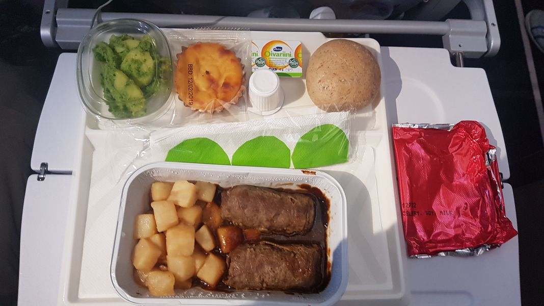 hel-bkk_1_1.jpg