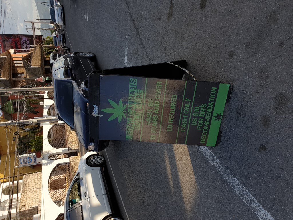 montego_street2.jpg