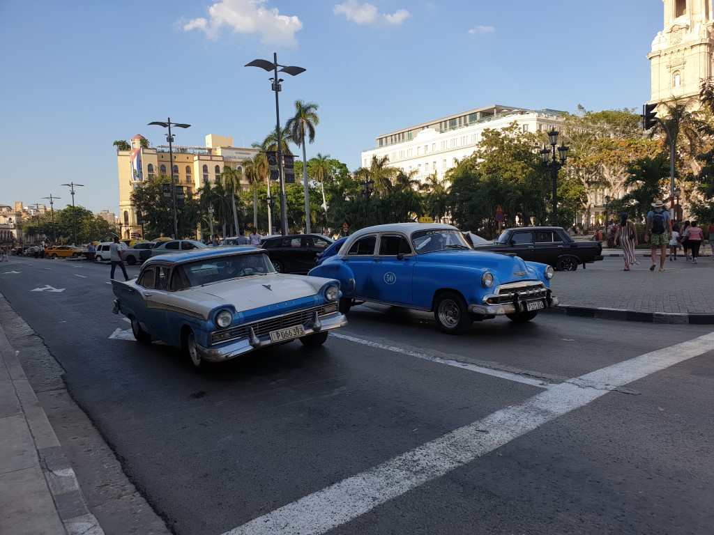 old_car_6.jpg