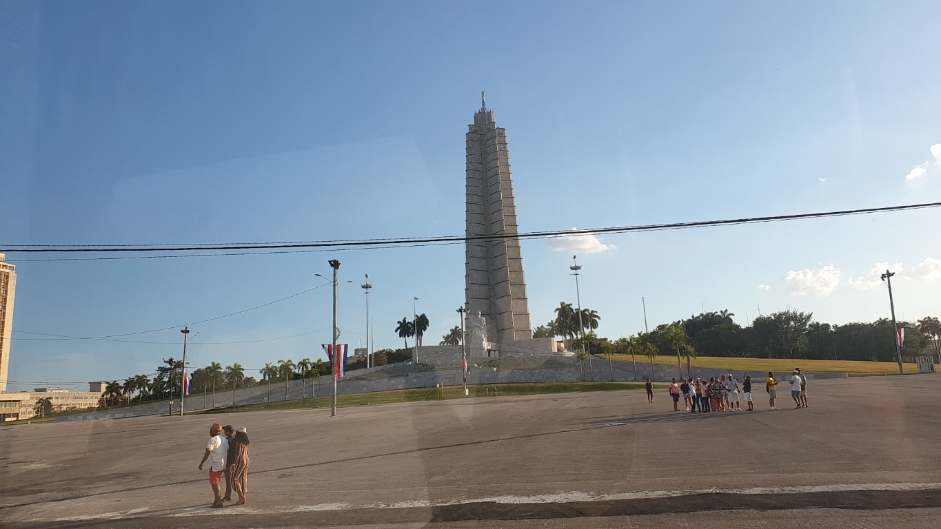 revolucion.jpg