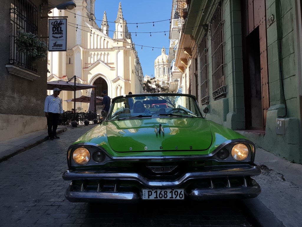 old_car_2.jpg