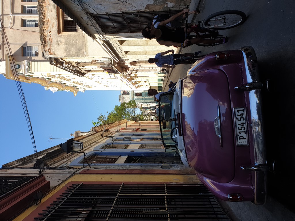 old_car_1.jpg
