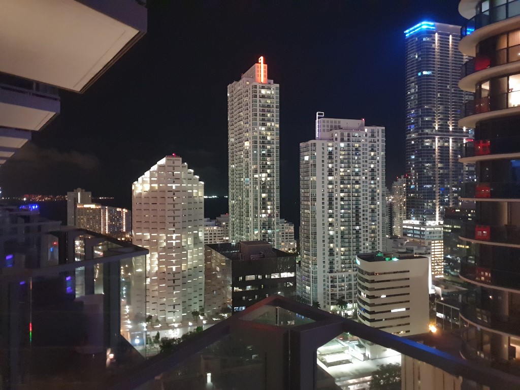 downtown_miami2.jpg