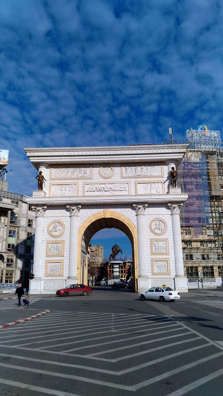 łuk triumfalny.jpg