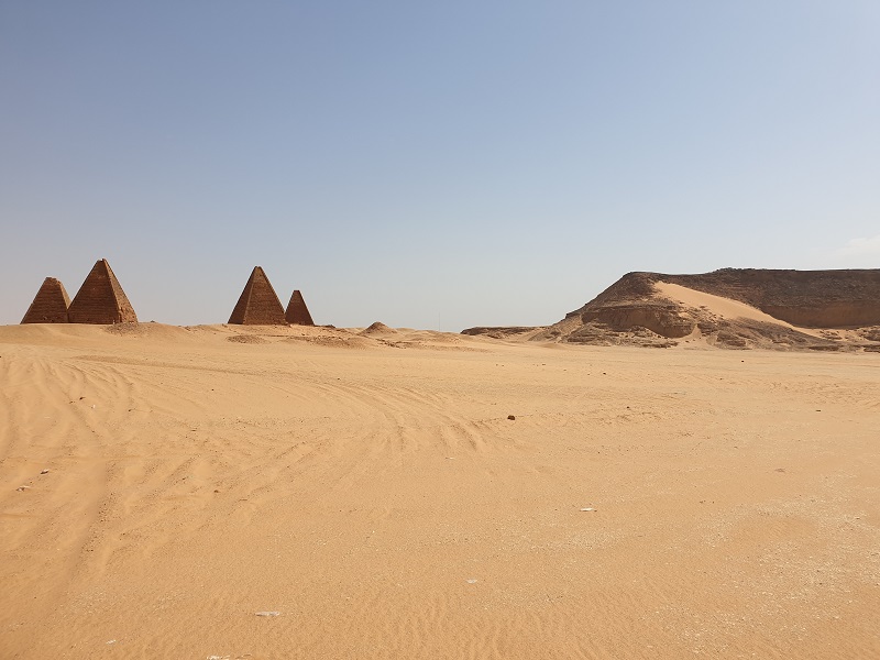 D6_14 Jebel Barkal i piramidy fot. @novart.jpg