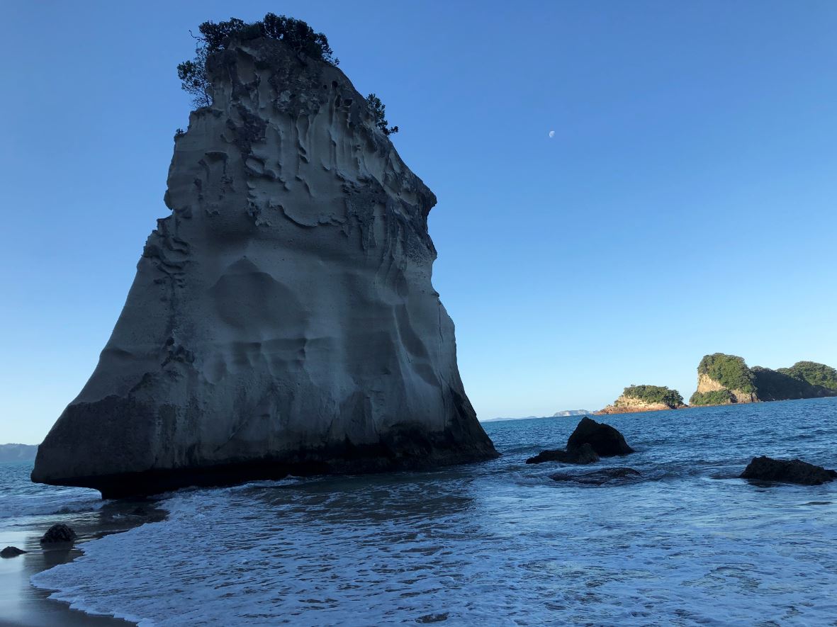 Zatoka przy Cathedral Cove.JPG