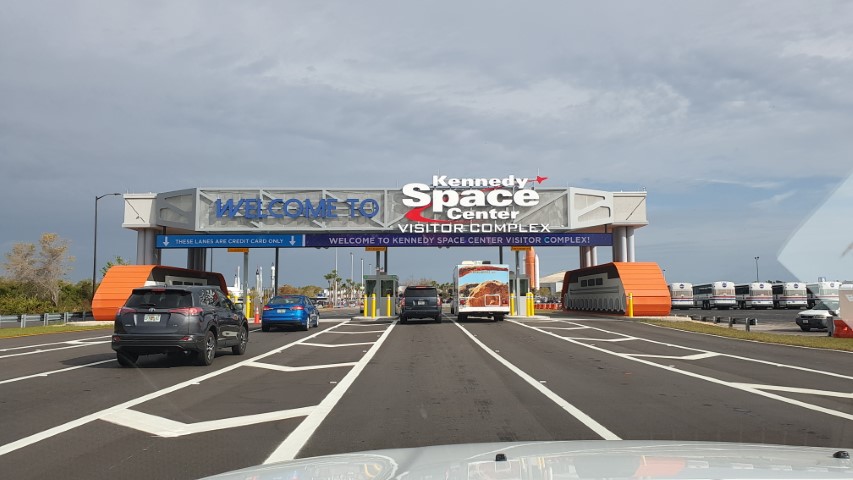 KSC_brama.jpg