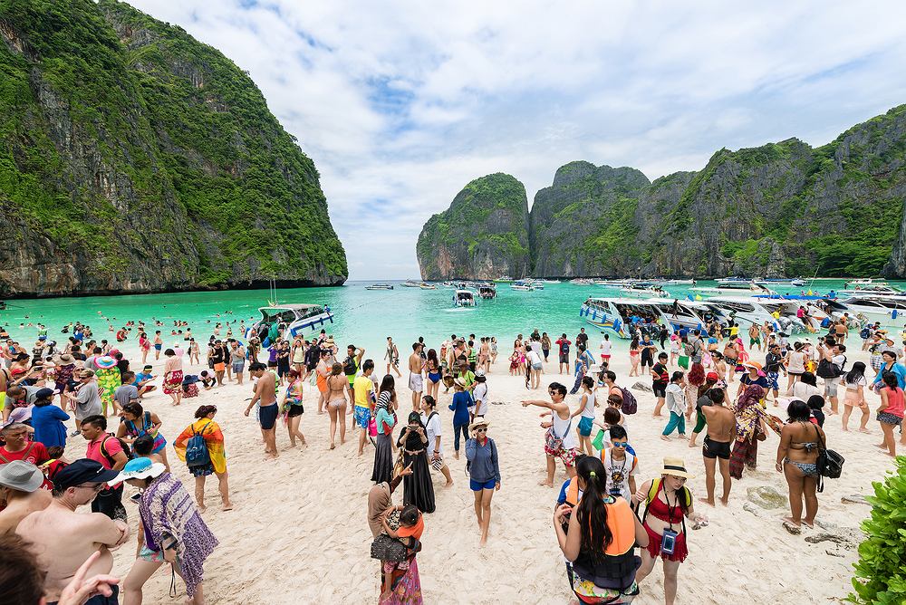 z23191520IH,Plaza-Maya-Bay-w-Tajlandii-zostanie-zamknieta-dla-.jpg