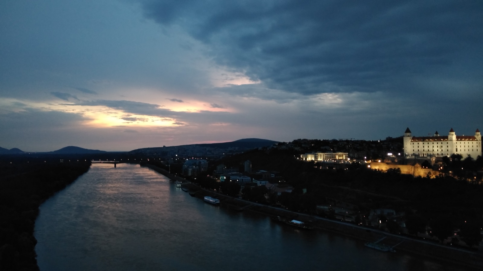 IMG_20190727_204933400.jpg
