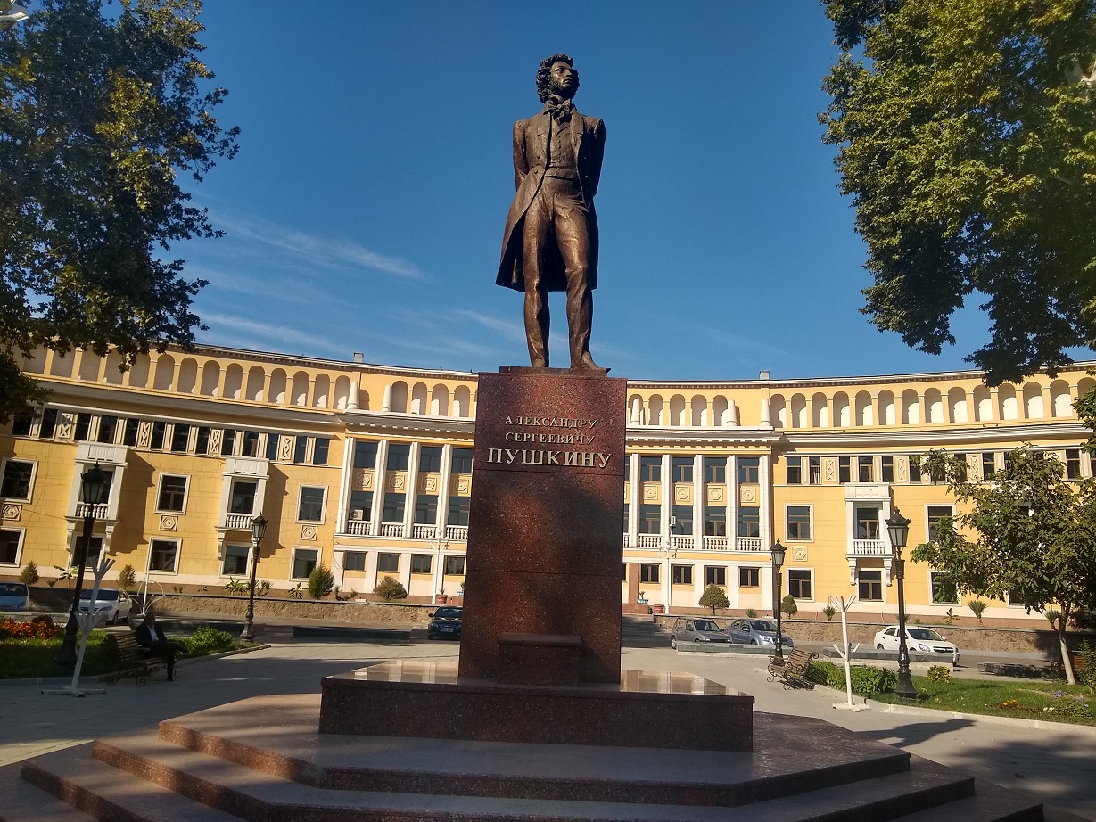 102.jpg