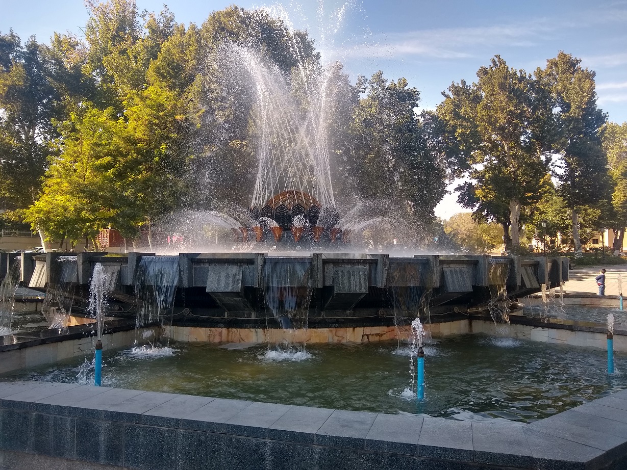 103.jpg