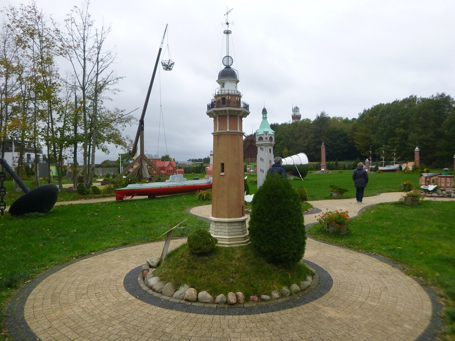 11 (13).JPG
