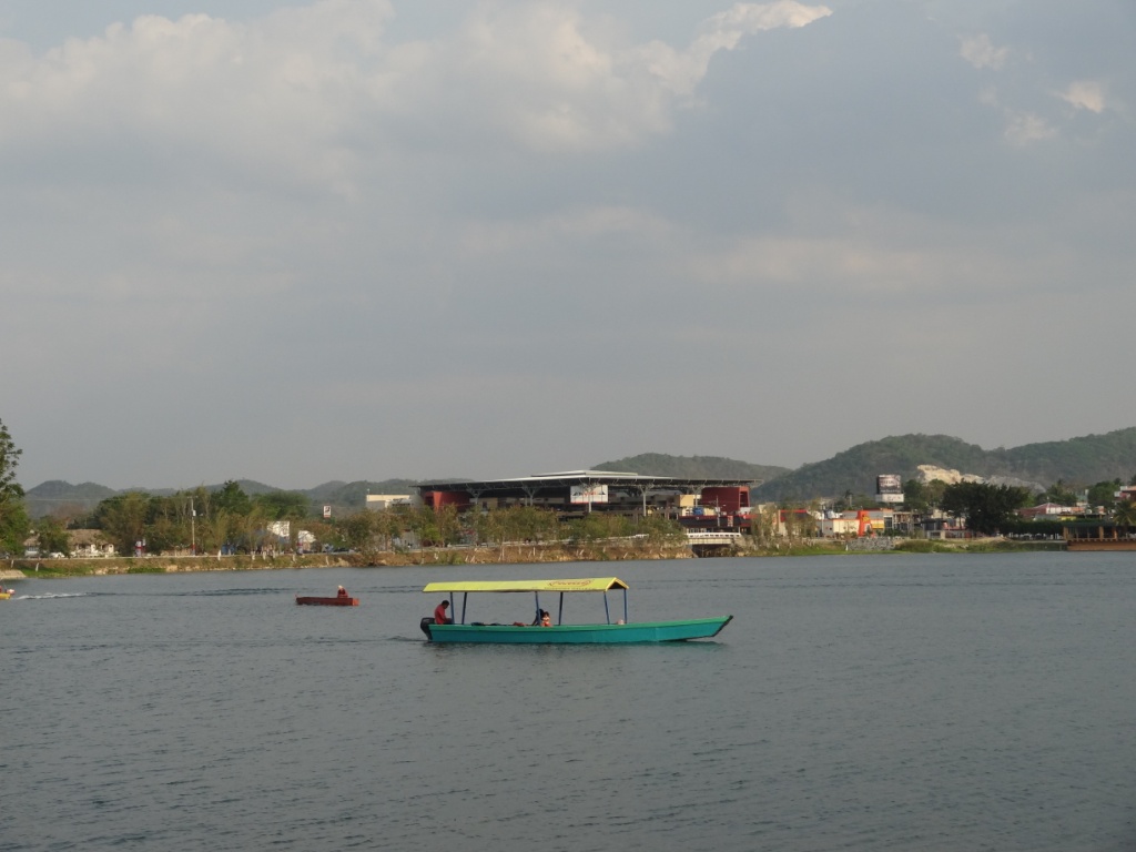 DSC01377.JPG