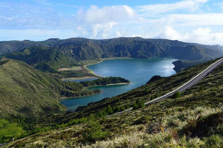1-Lagoa-do-Fogo.JPG