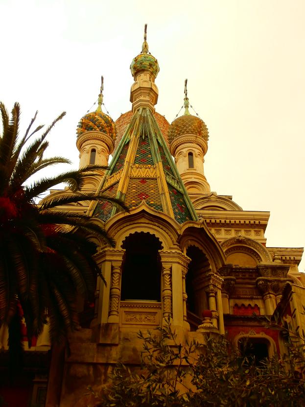 kosciolsanremo.JPG