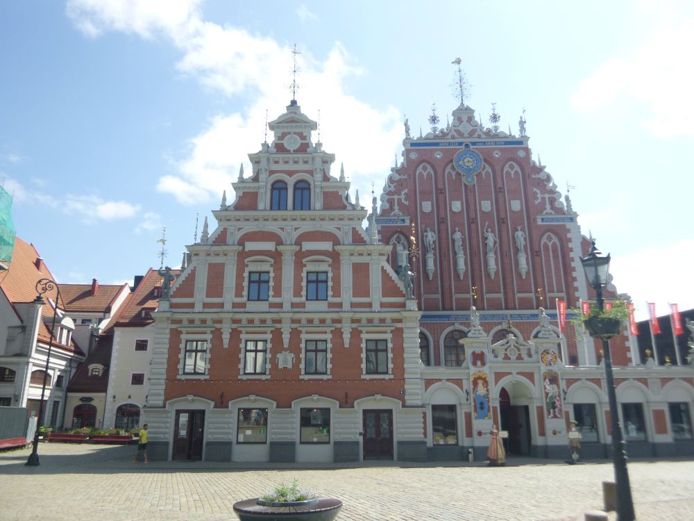 21 (2).jpg