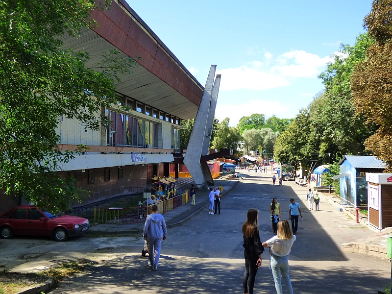 148.jpg