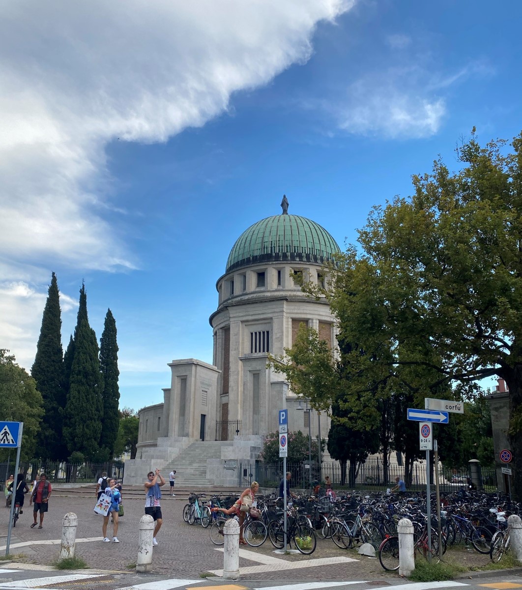Tempio Ossario del Lido di Venezia.JPEG