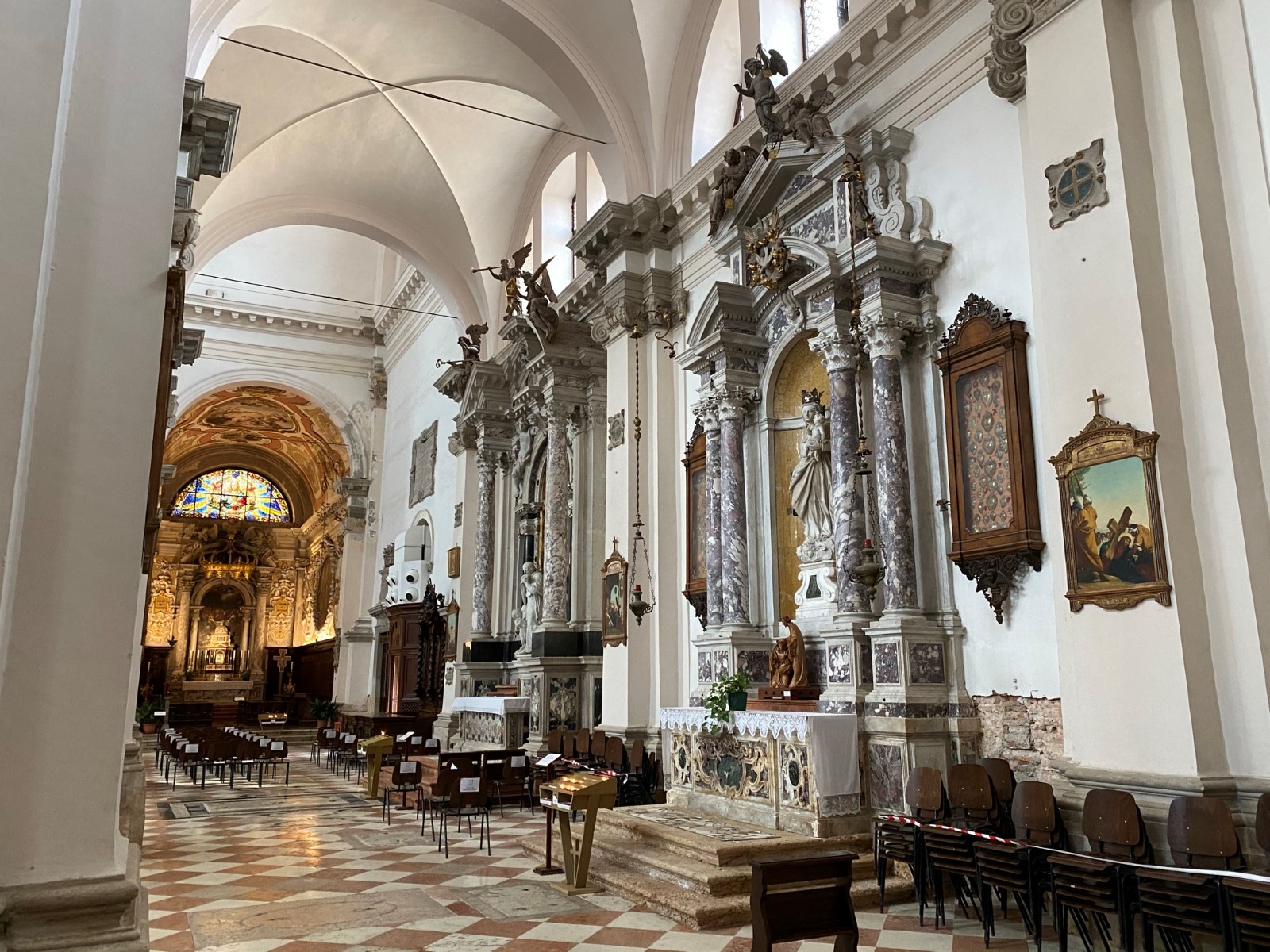 Cattedrale Santa Maria Assunta di Chioggia-wnętrze1.JPEG