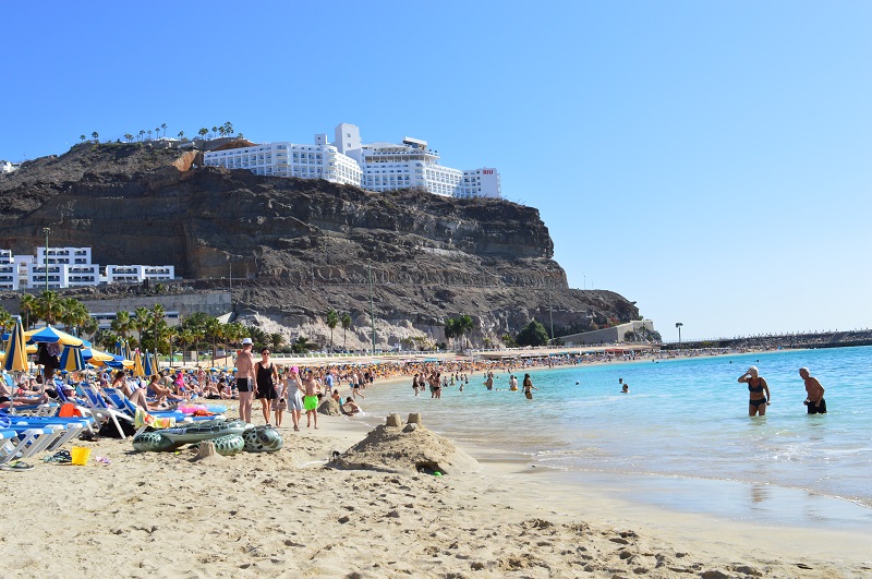 1-Playa-Amadores2.JPG