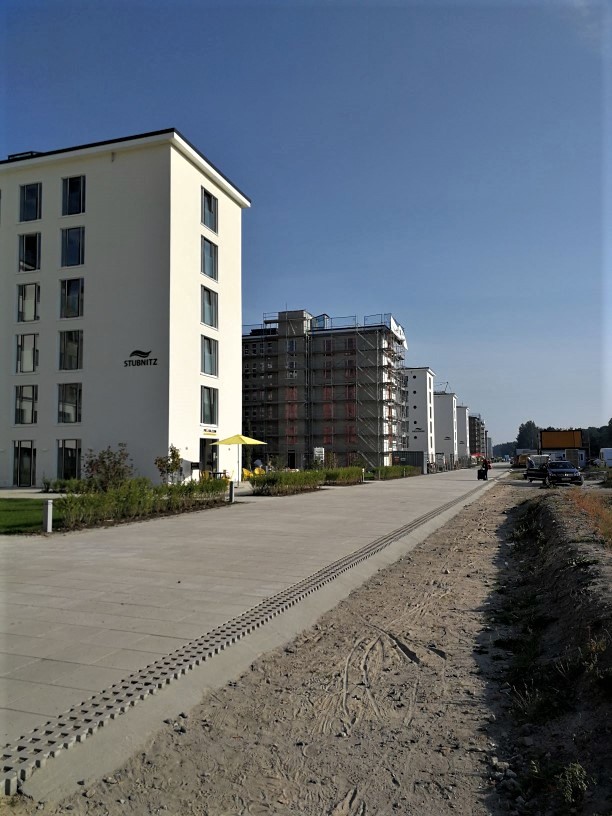 r22.jpg